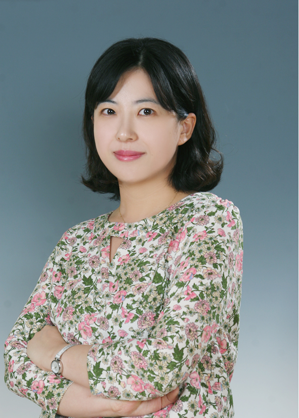강사 이름 : 정윤경