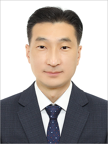 강사 이름 : 윤은철