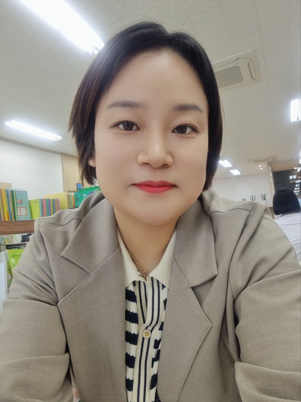 강사 이름 : 신민정