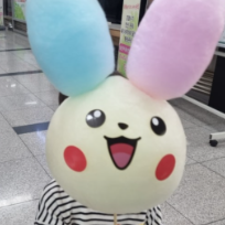 7/11 [로비] 달콤한 캐릭터 무지개 솜사탕 이미지