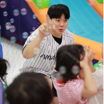 NEW 초대형에어바운스 신체놀이! 플레이짐 아만타타 이미지