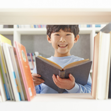 생각을 키우는 꼼지락 책놀이터 : 휙!던지면 무엇이 나올까 책 읽고 주사위놀이 만들기 (혼자반) 이미지
