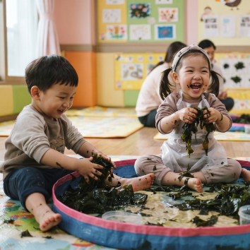 [Family] 리틀 자이언트 : 미끌미끌 미역 촉감놀이 부모2인 동반 이미지