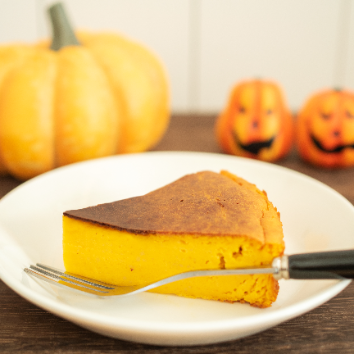 Autumn Dessert Lab 가을을 닮은 미니 디저트 Ill : 고소함의 완성! 단호박 바스크 치즈케이크 이미지